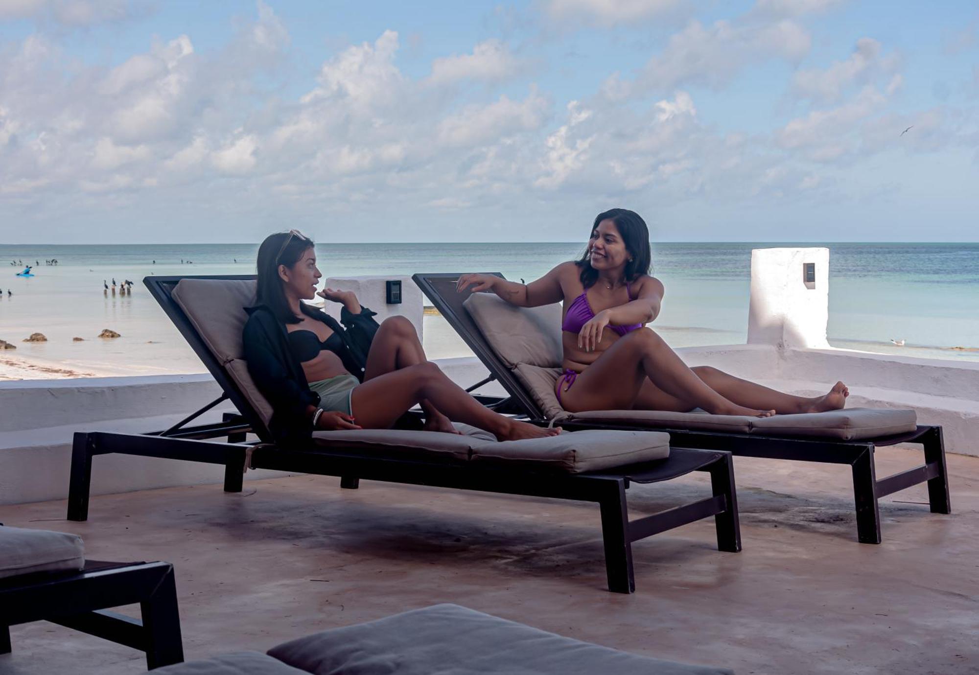 Golden Paradise Beachfront Isla Holbox Exterior photo
