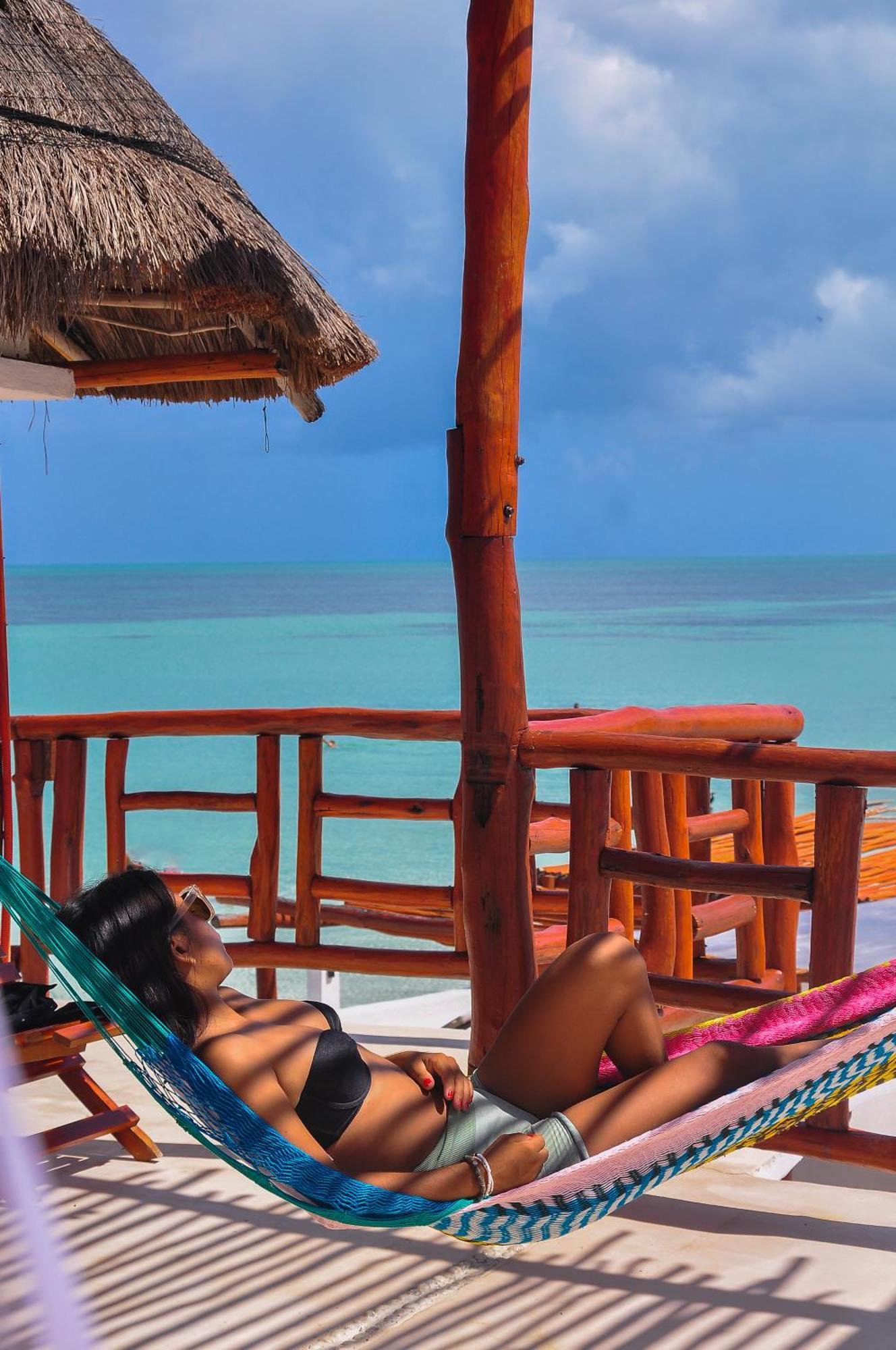 Golden Paradise Beachfront Isla Holbox Exterior photo