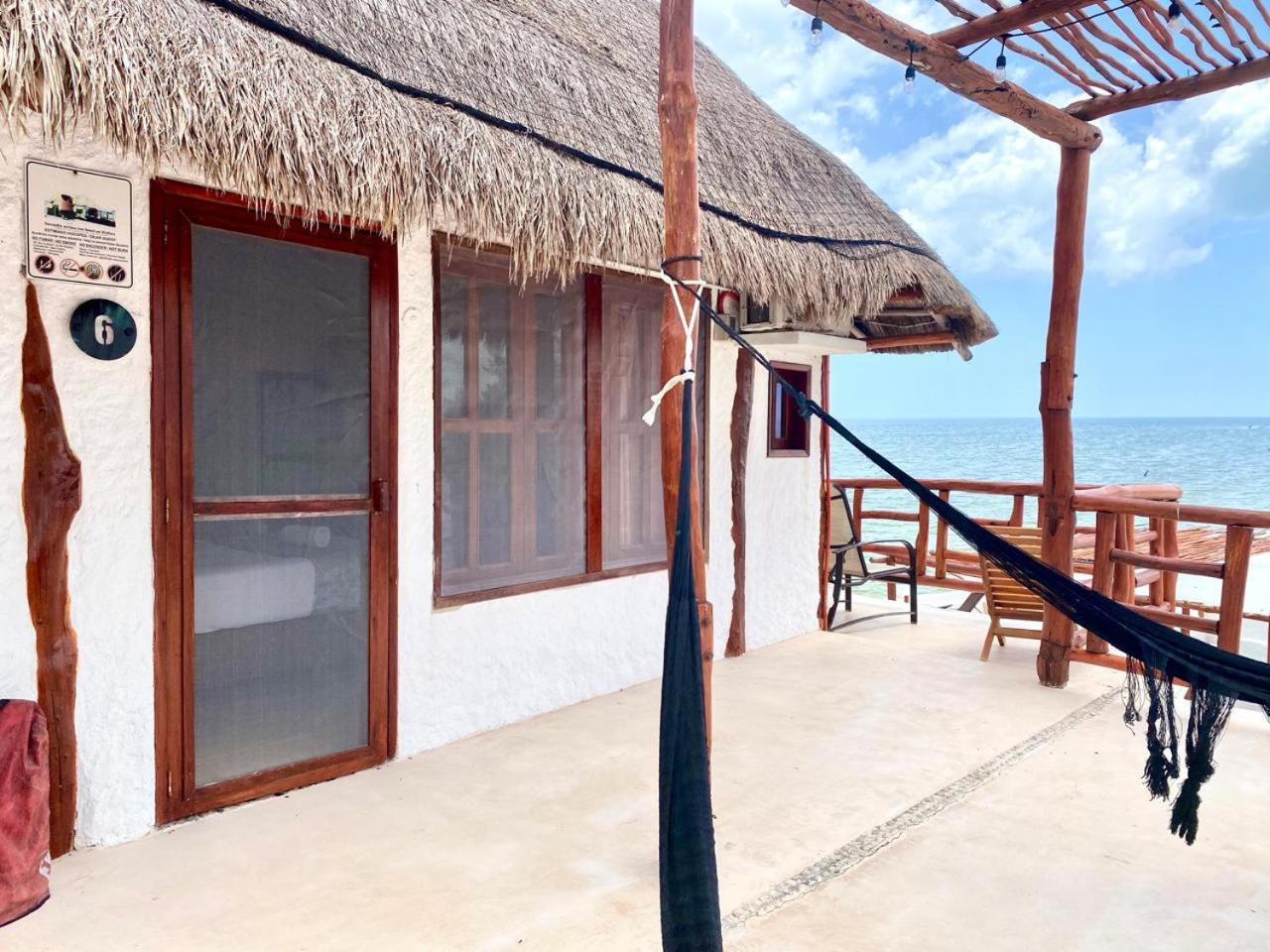 Golden Paradise Beachfront Isla Holbox Exterior photo