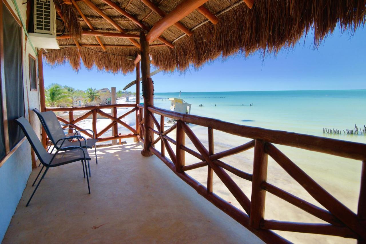 Golden Paradise Beachfront Isla Holbox Exterior photo